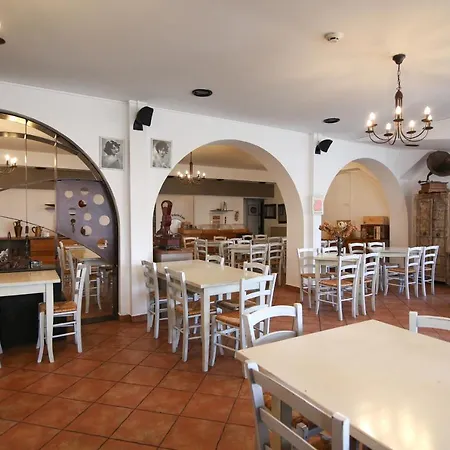 Katrca Hotel 3*