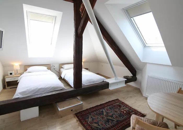 Otel Katrca Ljubljana