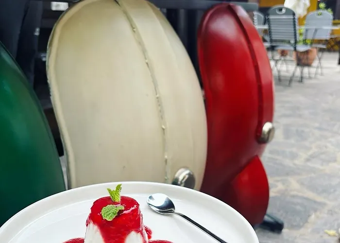 Katrca Otel Ljubljana