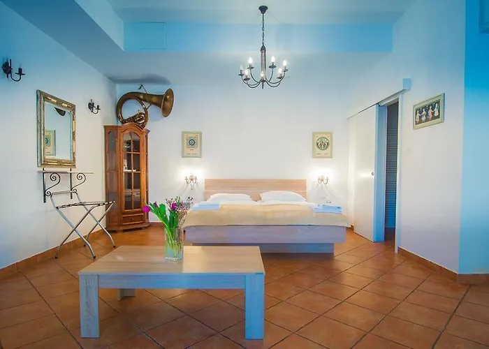 Katrca Otel Ljubljana